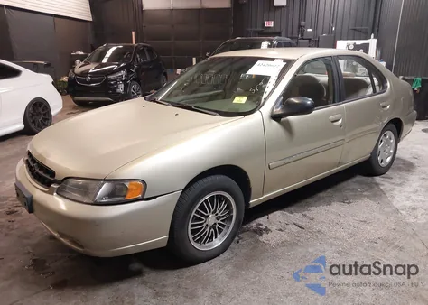 1999 Nissan Altima Gle/Gxe/Se/Se-L/Xe z USA, uszkodzony, nr VIN 1N4DL01D7XC268634